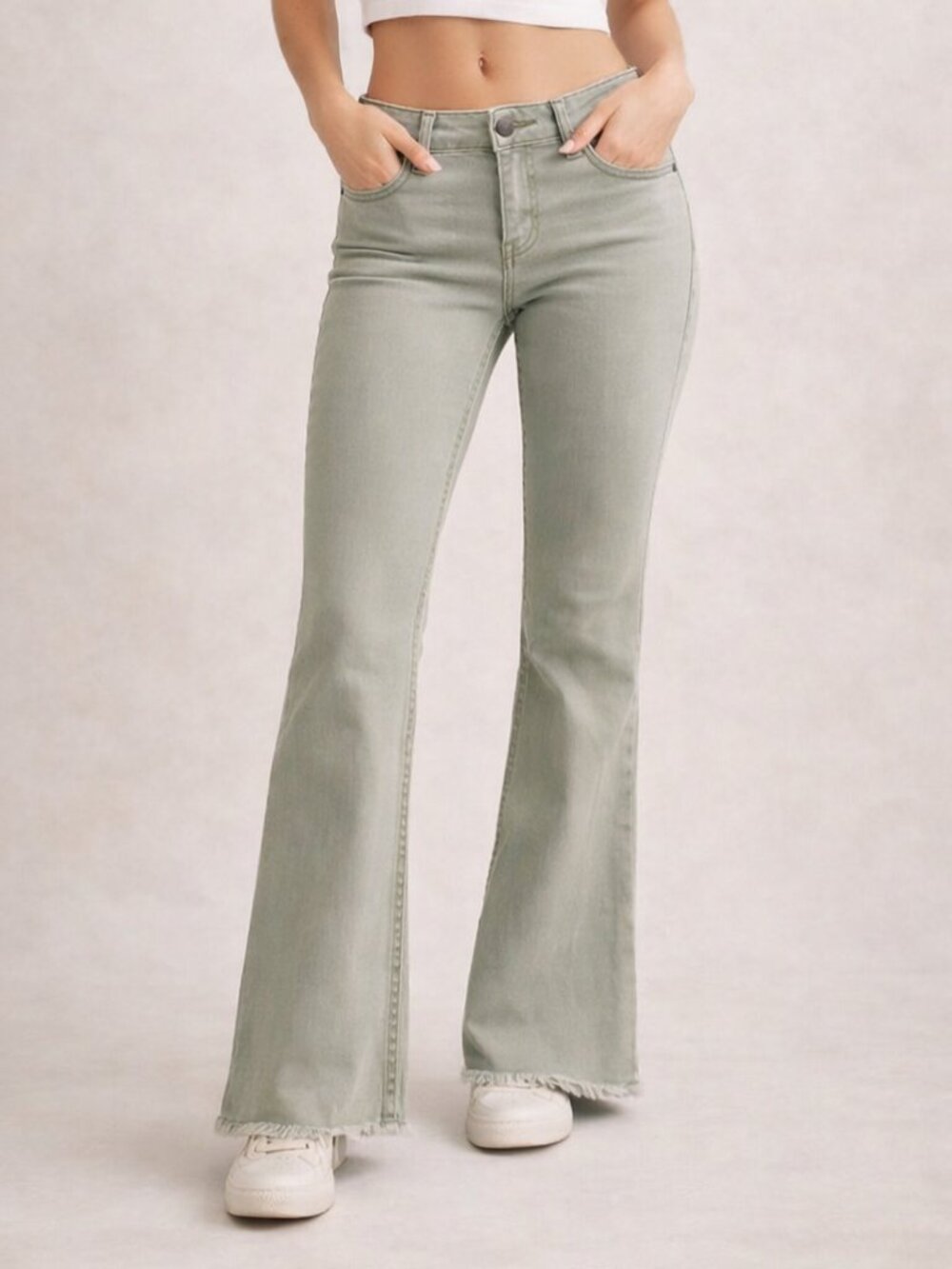 NWOT Hollister Green Low-Rise Flare Jeans | Size 5/27
